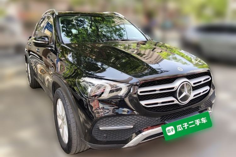 Used Mercedes-Benz GLE 2021 GLE 350 4MATIC Stylish Model Front Right 45 Deg