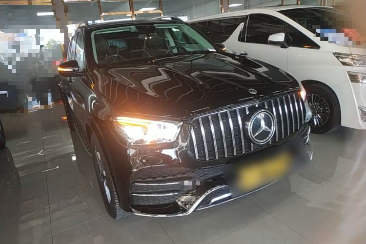 Used Mercedes-Benz GLE 2021 GLE 450 4MATIC AMG Line Front Right 45 Deg