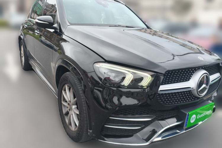 Used Mercedes-Benz GLE 2021 GLE 350 4MATIC Stylish Model Front Right 45 Deg