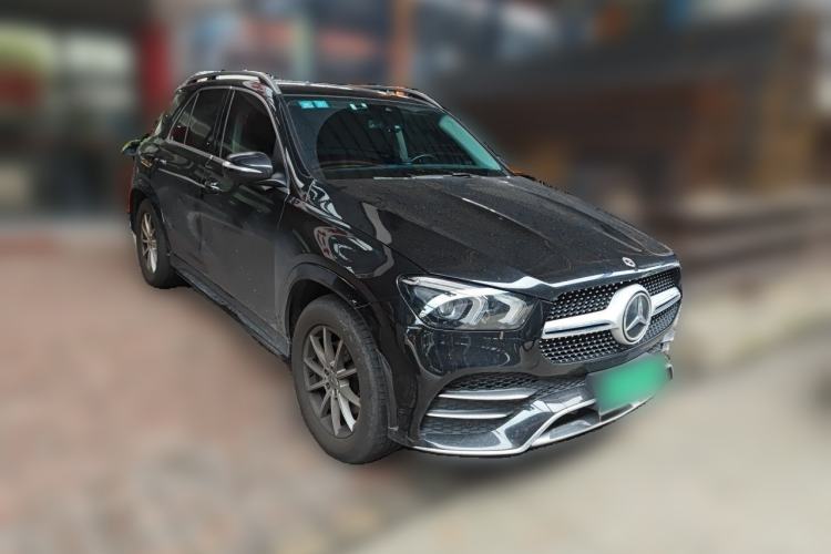 Used Mercedes-Benz GLE 2021 GLE 350 4MATIC Stylish Model Front Right 45 Deg