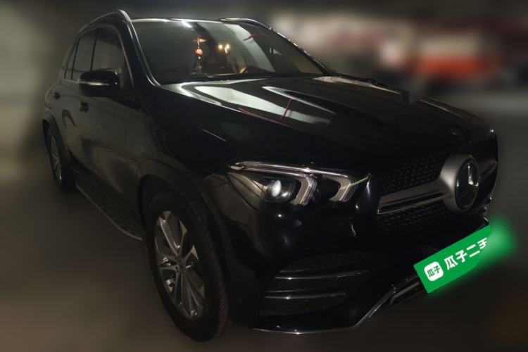 Used Mercedes-Benz GLE 2021 GLE 350 4MATIC Stylish Model Front Right 45 Deg