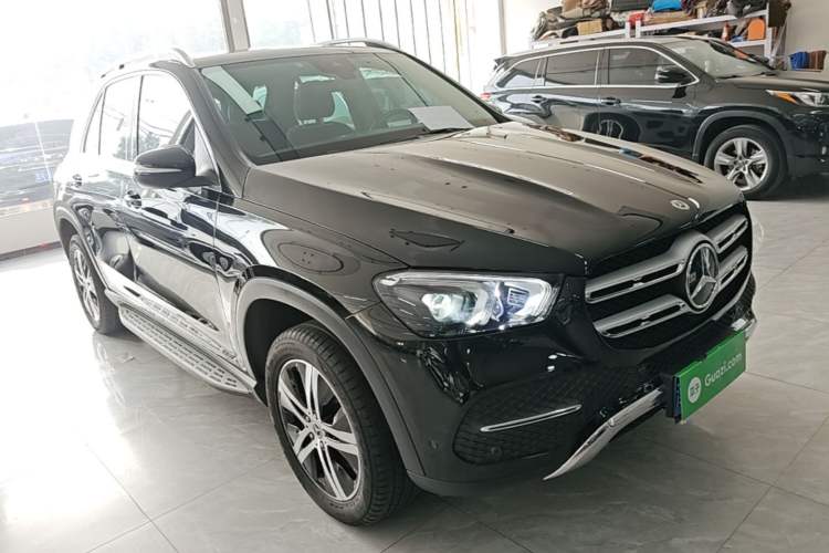 Used Mercedes-Benz GLE 2021 GLE 350 4MATIC Dynamic Edition Front Right 45 Deg