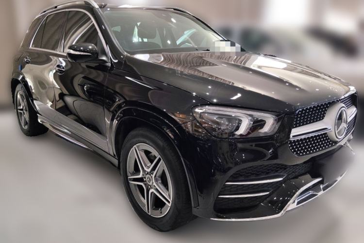 Used Mercedes-Benz GLE 2021 GLE 350 4MATIC Luxury Model Front Right 45 Deg