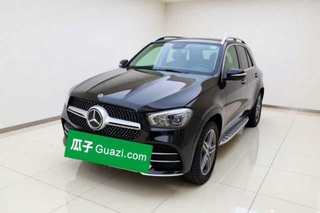 Używany Mercedes-Benz GLE 2021 GLE 450 4MATIC Stylish Model