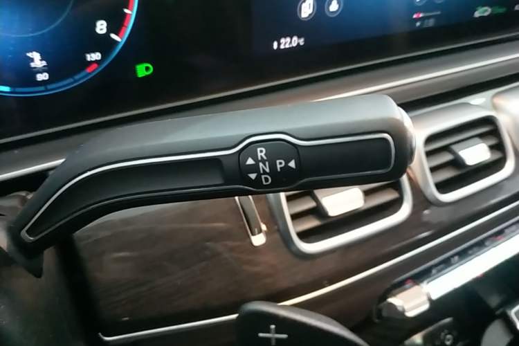 Used Mercedes-Benz GLE 2021 GLE 350 4MATIC Stylish Model Gear Lever