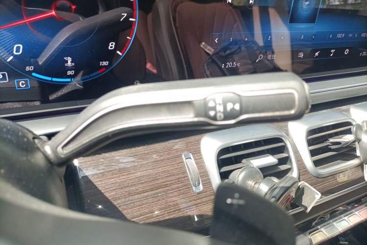 Used Mercedes-Benz GLE 2021 GLE 350 4MATIC Stylish Model Gear Lever