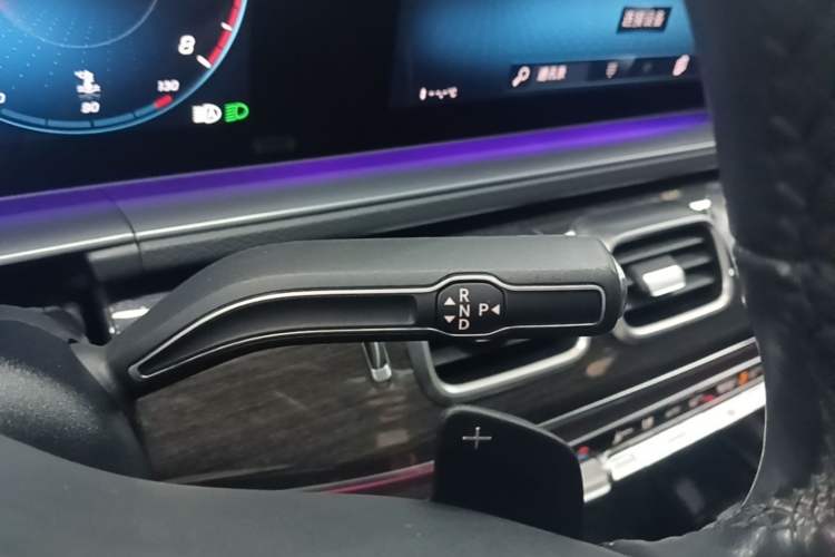 Used Mercedes-Benz GLE 2021 GLE 350 4MATIC Dynamic Edition Gear Lever