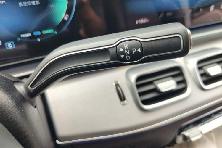 Used Mercedes-Benz GLE 2021 GLE 450 4MATIC Stylish Model Gear Lever