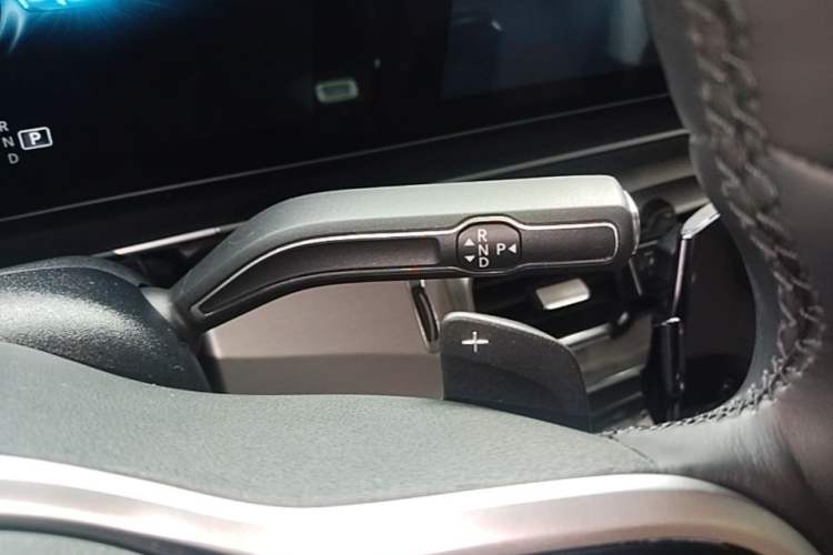 Used Mercedes-Benz GLE 2021 GLE 350 4MATIC Dynamic Edition Gear Lever
