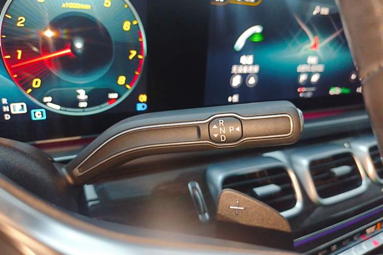 Used Mercedes-Benz GLE 2021 GLE 350 4MATIC Stylish Model Gear Lever