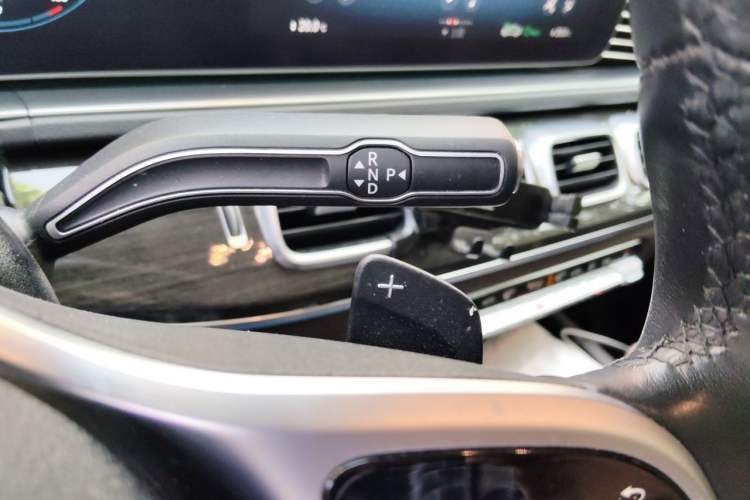 Used Mercedes-Benz GLE 2021 GLE 350 4MATIC Stylish Model Gear Lever