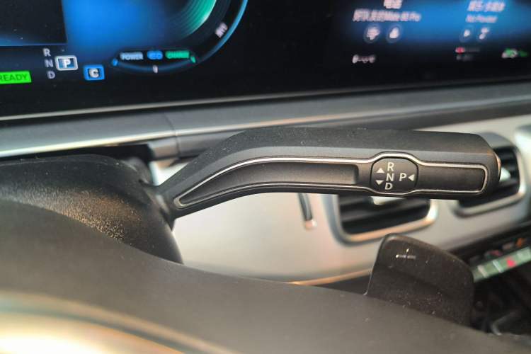 Used Mercedes-Benz GLE 2021 GLE 450 4MATIC AMG Line Gear Lever