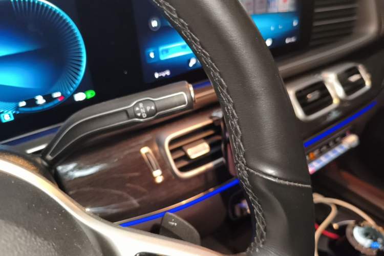 Used Mercedes-Benz GLE 2021 GLE 350 4MATIC Stylish Model Gear Lever