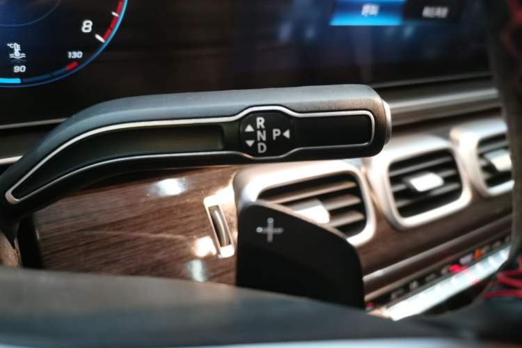 Used Mercedes-Benz GLE 2021 GLE 350 4MATIC Stylish Model Gear Lever