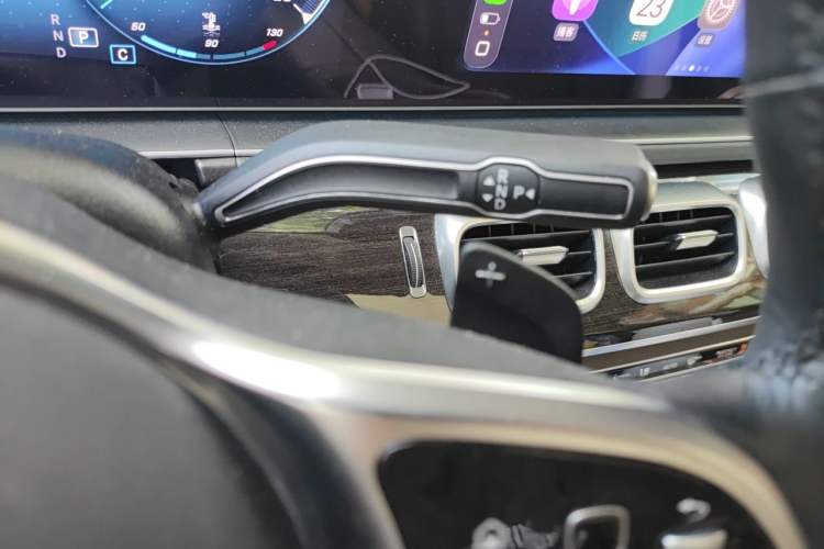 Used Mercedes-Benz GLE 2021 GLE 350 4MATIC Stylish Model Gear Lever