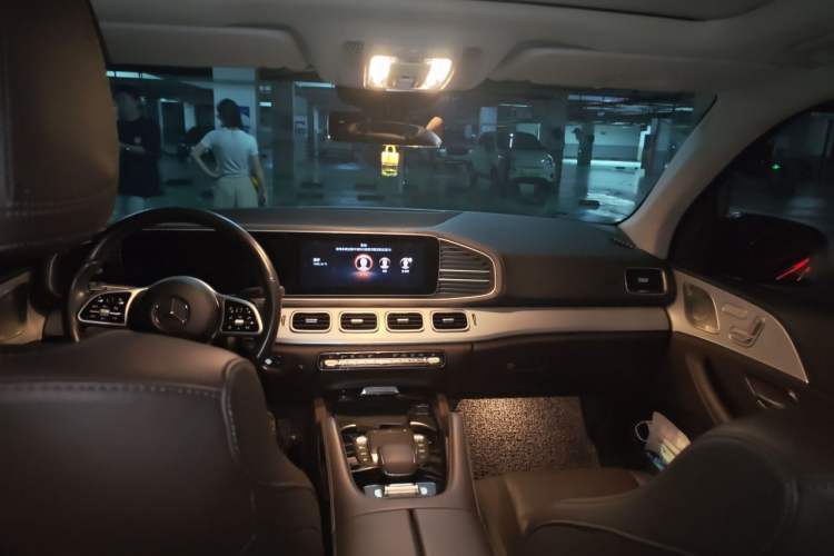 Used Mercedes-Benz GLE 2021 GLE 450 4MATIC AMG Line Headliner