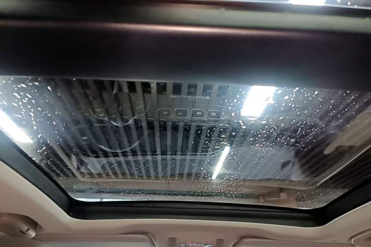 Used Mercedes-Benz GLE 2021 GLE 350 4MATIC Luxury Model Headliner