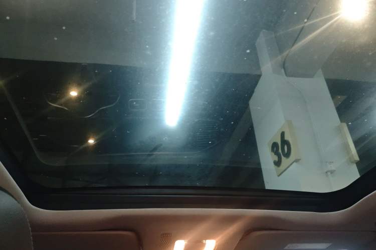 Used Mercedes-Benz GLE 2021 GLE 350 4MATIC Dynamic Edition Headliner