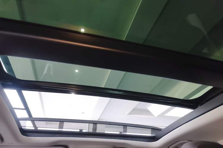 Used Mercedes-Benz GLE 2021 GLE 350 4MATIC Stylish Model Headliner