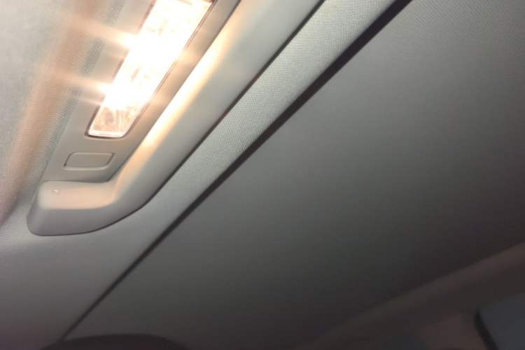 Used Mercedes-Benz GLE 2021 GLE 450 4MATIC Luxury Model Headliner