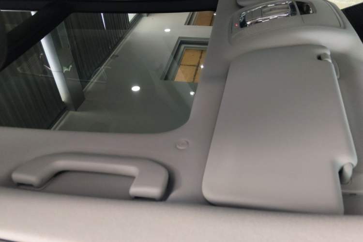 Used Mercedes-Benz GLE 2021 GLE 350 4MATIC Luxury Model Headliner