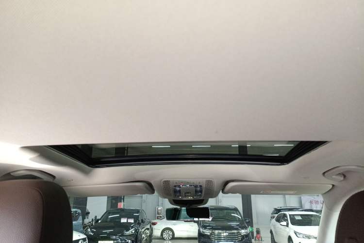 Used Mercedes-Benz GLE 2021 GLE 350 4MATIC Dynamic Edition Headliner