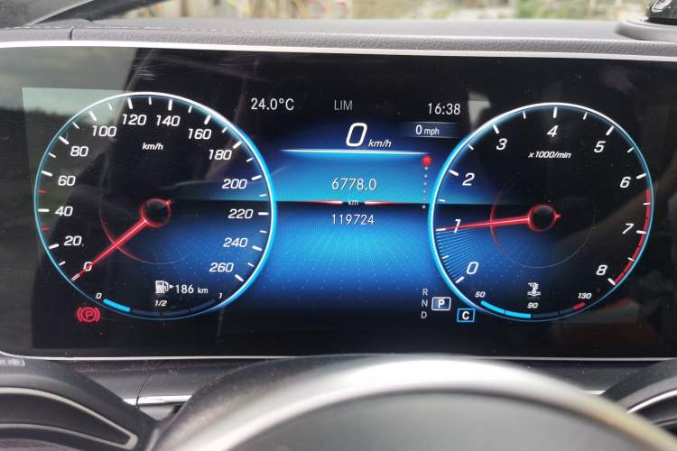 Used Mercedes-Benz GLE 2021 GLE 350 4MATIC Dynamic Edition Instrument Cluster