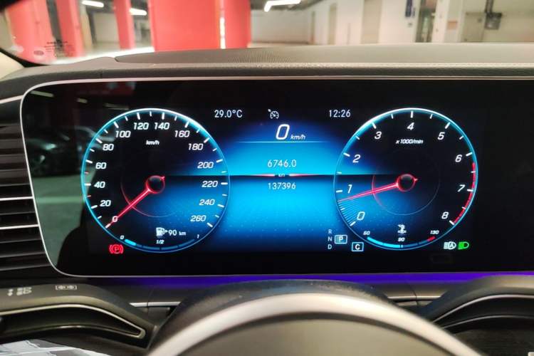 Used Mercedes-Benz GLE 2021 GLE 350 4MATIC Stylish Model Instrument Cluster