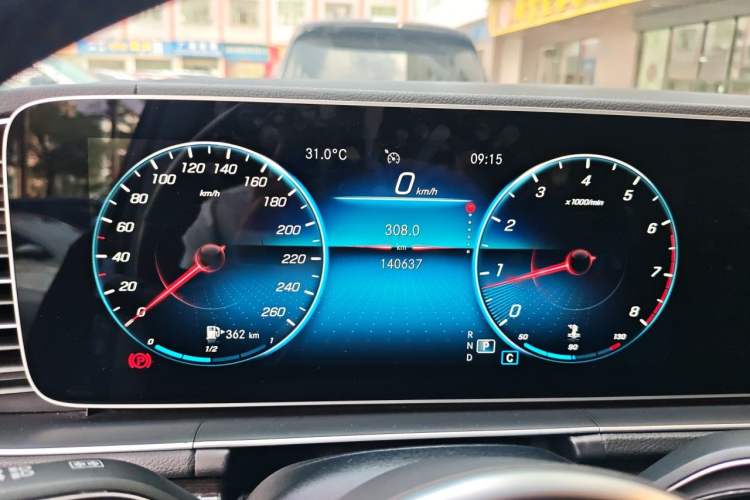 Used Mercedes-Benz GLE 2021 GLE 350 4MATIC Stylish Model Instrument Cluster