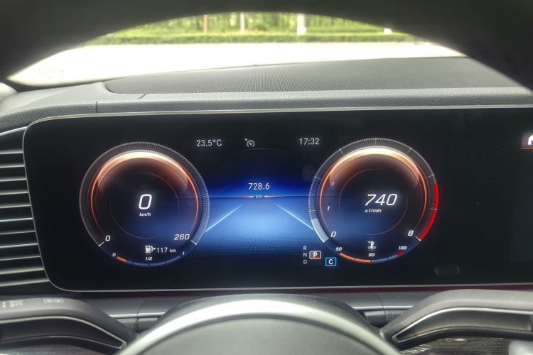 Used Mercedes-Benz GLE 2021 GLE 350 4MATIC Stylish Model Instrument Cluster