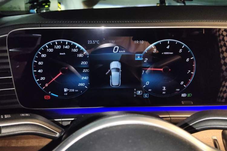 Used Mercedes-Benz GLE 2021 GLE 350 4MATIC Luxury Model Instrument Cluster
