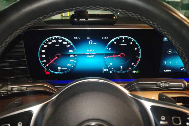 Used Mercedes-Benz GLE 2021 GLE 350 4MATIC Luxury Model Instrument Cluster