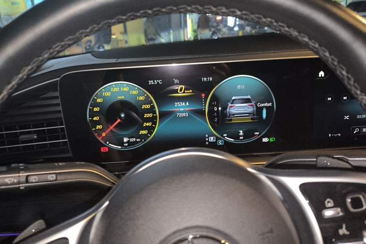 Used Mercedes-Benz GLE 2021 GLE 350 4MATIC Stylish Model Instrument Cluster