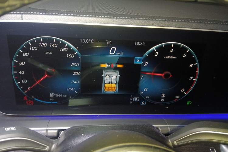 Used Mercedes-Benz GLE 2021 GLE 350 4MATIC Stylish Model Instrument Cluster
