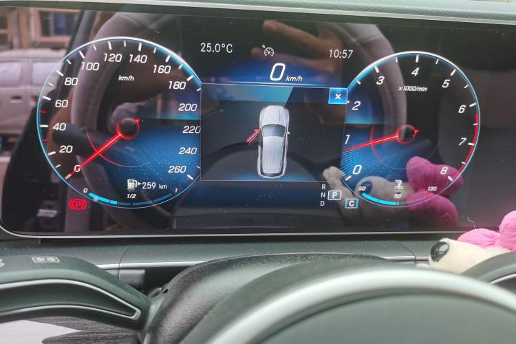 Used Mercedes-Benz GLE  Instrument Cluster