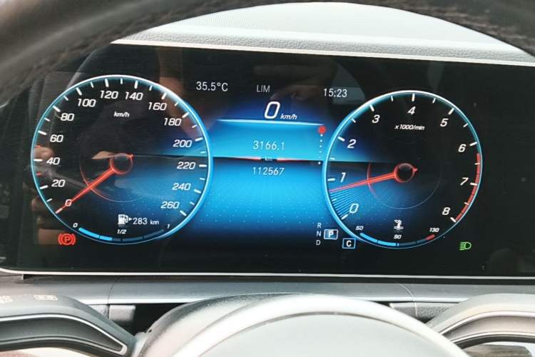Used Mercedes-Benz GLE 2021 GLE 350 4MATIC Stylish Model Instrument Cluster