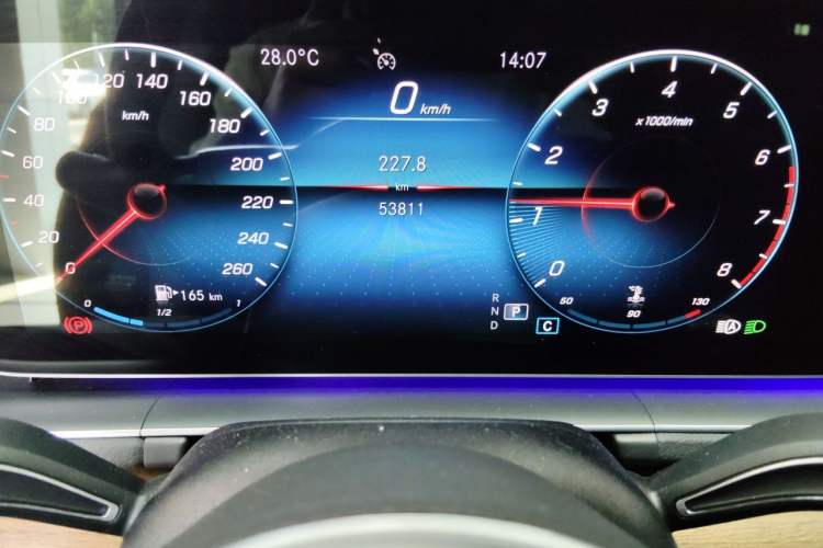 Used Mercedes-Benz GLE 2021 GLE 350 4MATIC Luxury Model Instrument Cluster