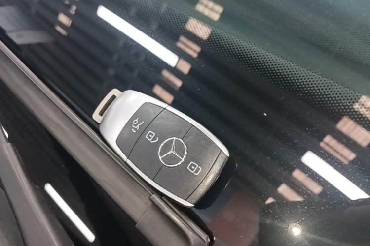 Used Mercedes-Benz GLE 2021 GLE 350 4MATIC Dynamic Edition Interior 1