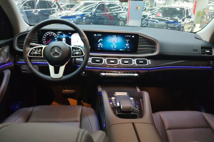 Used Mercedes-Benz GLE 2021 GLE 350 4MATIC Dynamic Edition Interior 2