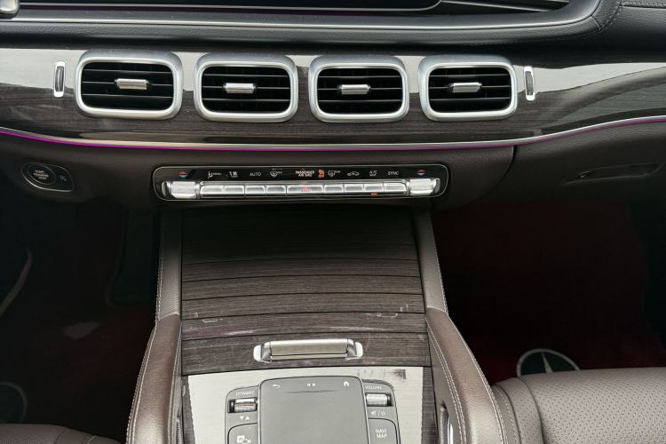 Used Mercedes-Benz GLE 2021 GLE 350 4MATIC Stylish Model Interior 2