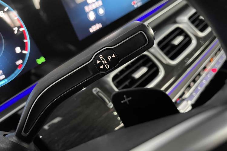 Used Mercedes-Benz GLE 2021 GLE 350 4MATIC Stylish Model Interior 8