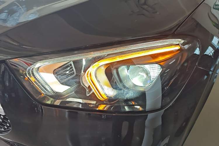 Used Mercedes-Benz GLE 2021 GLE 450 4MATIC Stylish Model Left Front Headlight