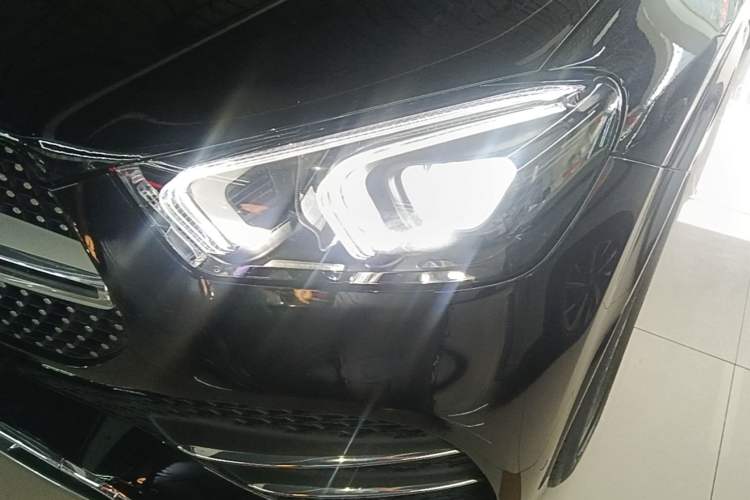 Used Mercedes-Benz GLE 2021 GLE 450 4MATIC AMG Line Left Front Headlight