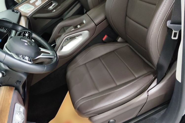 Used Mercedes-Benz GLE 2021 GLE 350 4MATIC Luxury Model Left Front Seat