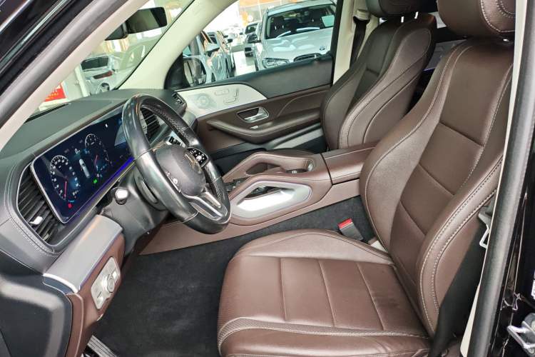 Used Mercedes-Benz GLE 2021 GLE 450 4MATIC AMG Line Left Front Seat