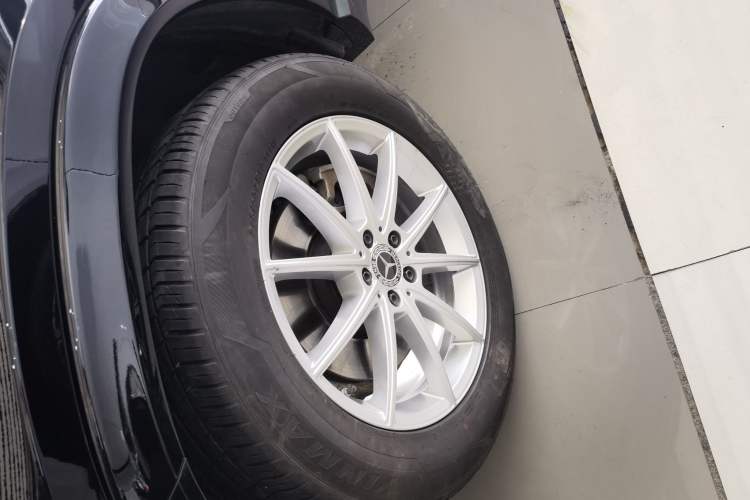 Used Mercedes-Benz GLE 2021 GLE 350 4MATIC Stylish Model Left Front Wheel Hub