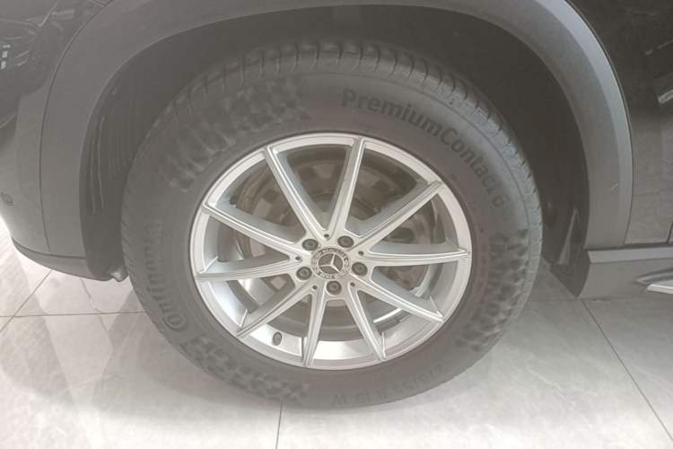 Used Mercedes-Benz GLE 2021 GLE 350 4MATIC Dynamic Edition Left Front Wheel Hub