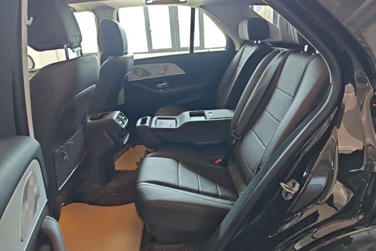 Used Mercedes-Benz GLE 2021 GLE 450 4MATIC Stylish Model Left Rear Seat