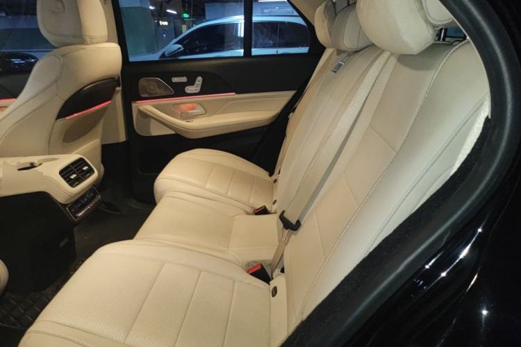 Used Mercedes-Benz GLE 2021 GLE 450 4MATIC Luxury Model Left Rear Seat