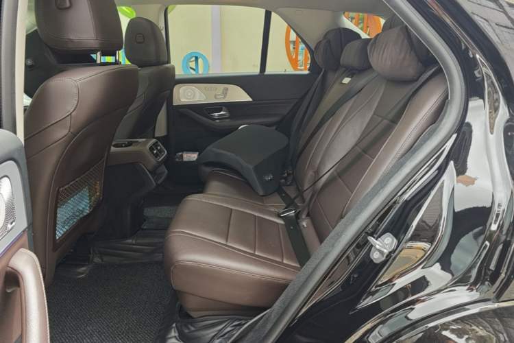 Used Mercedes-Benz GLE 2021 GLE 450 4MATIC Stylish Model Left Rear Seat